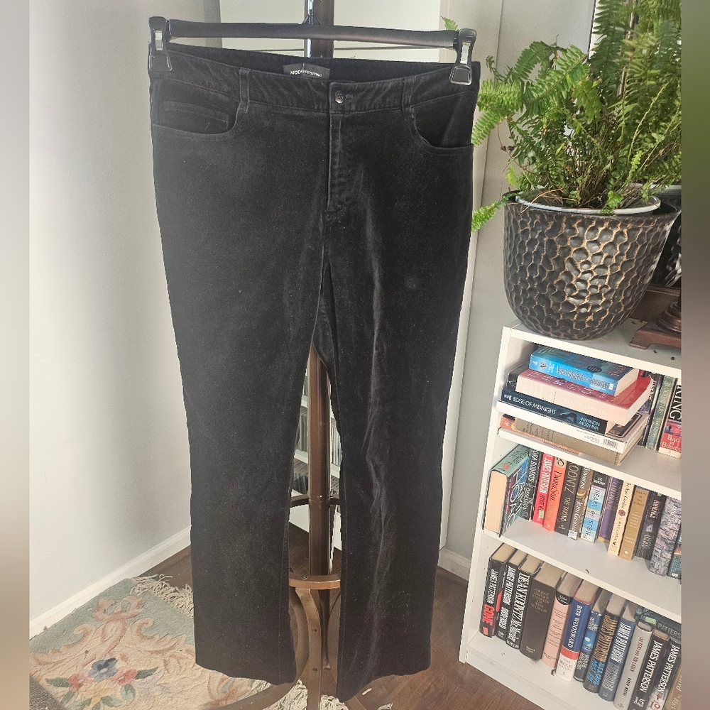 Vintage Moda International velvet corduroy pants. Black. Size 10